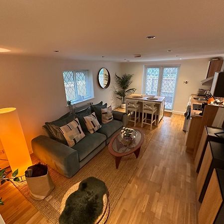 The Annex - Unparalleled Beach Front Luxury Accommodation - Private South West Facing Patio Area - Pet Friendly - Sky - Netflix - Super Fast Wi-Fi - Stones Throw To The Beach Bournemouth Buitenkant foto