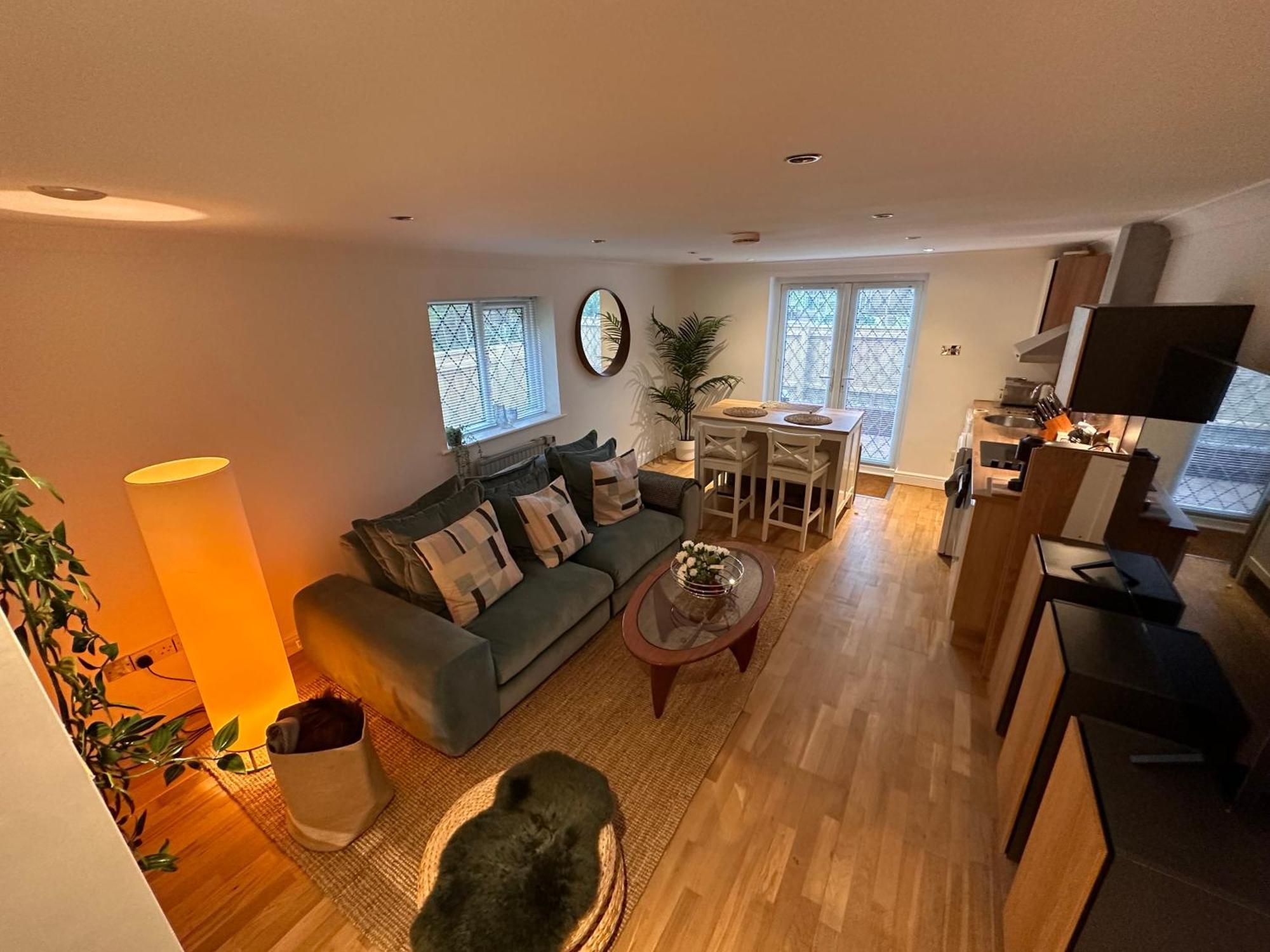 The Annex - Unparalleled Beach Front Luxury Accommodation - Private South West Facing Patio Area - Pet Friendly - Sky - Netflix - Super Fast Wi-Fi - Stones Throw To The Beach Bournemouth Buitenkant foto